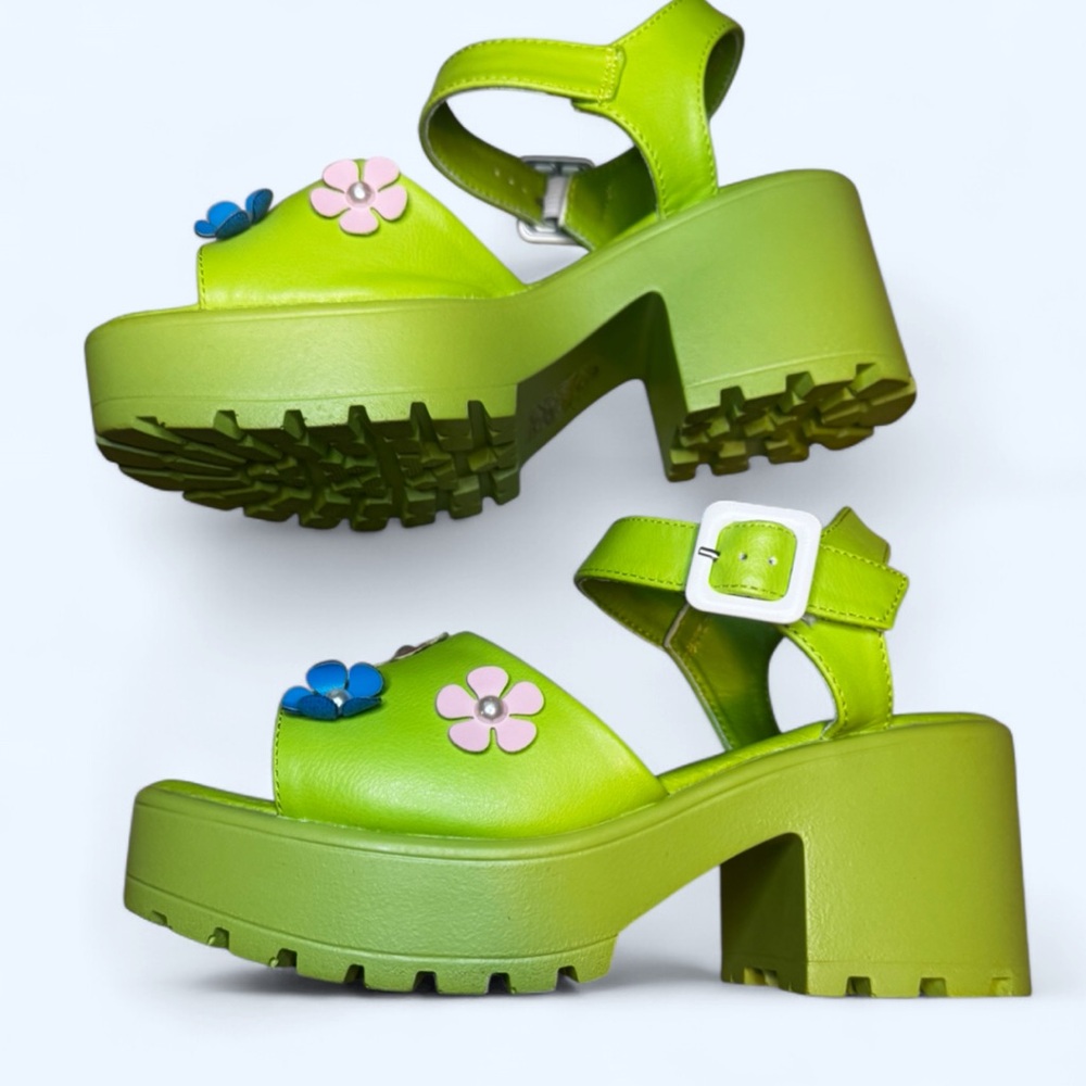 Koi Footwear Vibrant Green Kids Sandals with Floral Accents chunky look